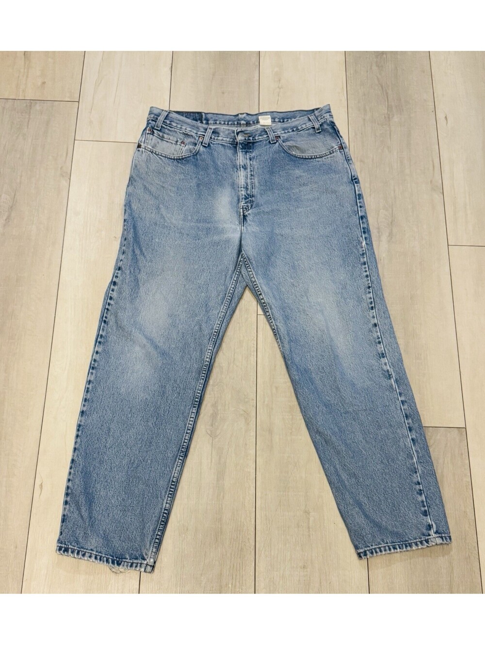 VTG Levi 550 38W x 31L-Tapered-Medium Stone Wash-Relaxed Fit Y2K